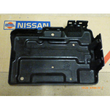 Original Nissan Sentra B14U 200SX B14X Batteriehalter 64860-4B000