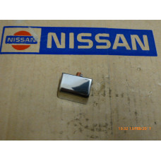 Original Nissan Datsun Laurel C31 Klammer 62098-01L03 62098-01L00