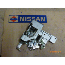Original Nissan Interstar X70 Renault Master Schloss Heckklappe 90500-00QAA
