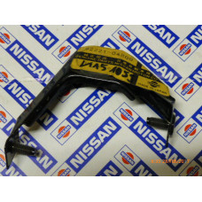 Original Nissan Micra K10 Halter Stoßstange vorne LH 62221-04B00