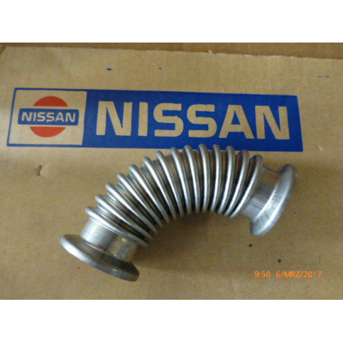 Original Nissan Primera P12 Leitung EGR 14725-AW300 Original Nissan ...