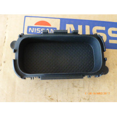 Original Nissan Note E11 Ablage 969A1-9U00A