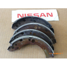 Original Nissan Micra K10 Figaro Bremsbacken hinten 44060-31B25