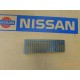 Original Nissan Terrano WD21 Pickup D21 Abdeckung Cowl Top LH 66821-01G00 66821-01G01 66815-0S700