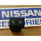 Original Nissan Sunny N13 Schalter Scheibenwischer hinten 25260-94M00