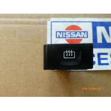 Original Nissan Sunny N13 Schalter Heckscheibenheizung 25350-65M00