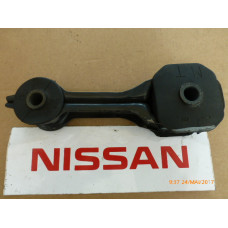 Original Nissan Datsun Cherry N12 Turbo Prairie M10 Motorlager 11350-15A01 11350-28R05