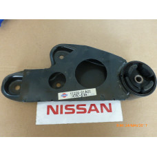 Original Nissan Cherry N12 Prairie M10 Sunny B11 Motorlager links 11220-01A01 11220-01A00