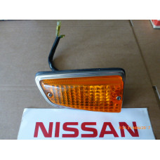 Original Nissan-Datsun 610/180B Seitenblinker links 26165-U1500