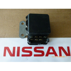 Original Nissan Datsun Laurel C31 Relais Scheibenwischer 28570-V0100