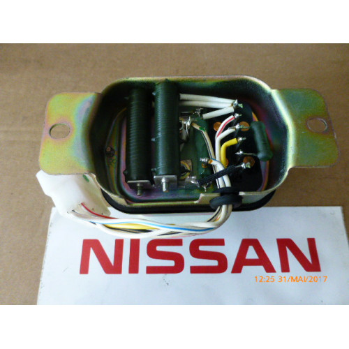 Original Nissan Spannungsstabilisator 292A56FL0B, 12 Monate