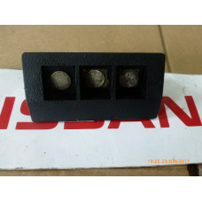 Original Nissan Sunny B11 Schalter Heckklappe 25142-11A00 