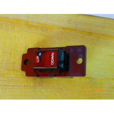 Original Nissan Sunny Terrano Bluebird 200SX Silvia Patrol Schalter Fensterheber 25411-52S00 25411-D4600