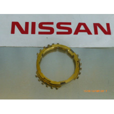 Original Nissan Synchronring 32607-M8011 32607-M8012