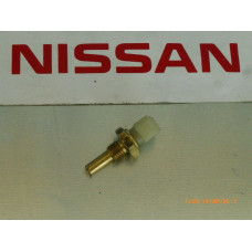Original Nissan Terrano R20 Temperatursensor Kühlwasser 22630-G2404 22630-G2402