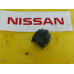 Original Nissan Almera Tino V10M Buchse Stabilisator vorne 54613-4U006
