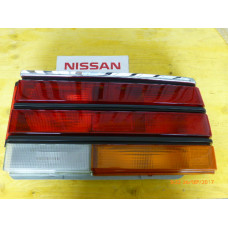 Original Nissan Datsun Laurel C31 Rücklicht rechts Koito 220-66103
