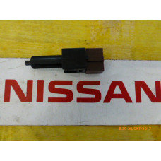 Original Nissan Schalter ASCD 25300-AT30A 25300-3RA0A