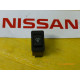 Original Nissan Bluebird T12 Bluebird T72 Bluebird U11 Dimmschalter 25980-01L60