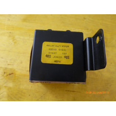 Original Nissan Bluebird U11 Relais Scheibenwischer 28510-01E01 B8510-07F85