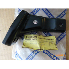Original Nissan Terrano R20 Auspuffhalter 20711-0F301