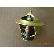 Original Nissan Pickup 720 Pickup D21 Terrano R20 Urvan Cabstar Thermostat 21209-96001 21200-96012 21200-05D12 21200-05D10 21200-05D11 21200-G2401