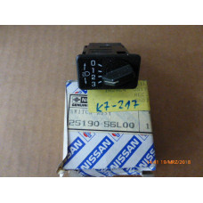 Original Nissan Terrano WD21 Laurel C32 Micra K10 Pickup D21 Schalter Scheinwerfer Höhenverstellung 25190-56L00