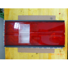 Original Nissan Bluebird 910 Rücklicht Scheibe links 26526-W2200