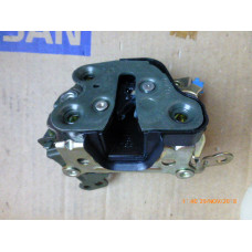 Original Nissan Sunny B12 Sunny N13 Türschloss vorne LH 80503-67A00