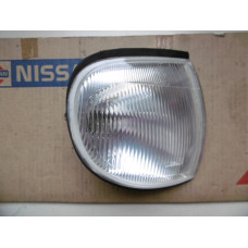 Original Nissan Serena C23M Blinker rechts B6120-9C000 26120-9C000