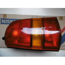 Original Nissan Sunny Y10 Rücklicht links 26555-75R00  