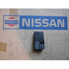 Original Nissan Navara D40 Pathfinder R51 Juke F15 Almera N16 Almera Tino V10M Micra K11 Primera P11 Primera WP11 Primera P12 Qashqai J10 Qashqai JJ10 Relais 25230-9F905