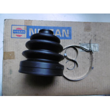 Original Nissan Prairie M11 Schutzmanschette Antriebswelle außen 39241-17R28 39241-17R87