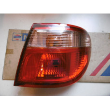 Original Nissan Almera N16 Heckleuchte rechts 26554-5M528