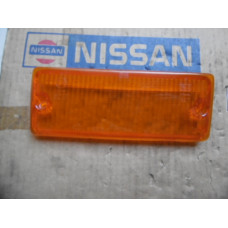 Original Nissan Sunny B11 Blinkerscheibe vorne rechts 26131-03A10
