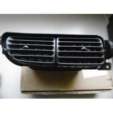 Original Nissan Sunny N14 Luftdüse 68750-63C00