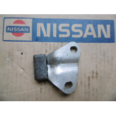 Original Nissan Serena / Vanette C23 Urvan E24 Anschlag Hecktür 90572-08N00
