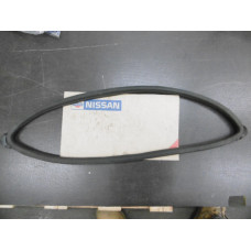 Original Nissan Sunny B11 Dichtung Seitenfenster RH 83330-21A00