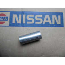 Original Nissan Atleon TK3 NT500 G40M Buchse Auspuff 01931-1402M