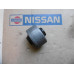Original Nissan Terrano WD21 Pickup D21 Pickup D22 Buchse Differential Aufhängung vorne 54751-31G02