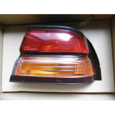Original Nissan Maxima A32 Rücklicht RH 26550-43U27 26550-43U25