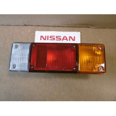 Original Nissan Pickup D21 Pickup D22 Rückleuchte rechts 26550-74P00 26550-74P0A