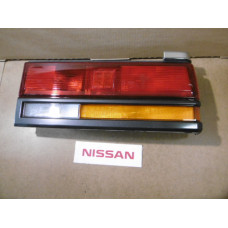 Original Nissan Laurel C32 Rücklicht RH 26550-59L00
