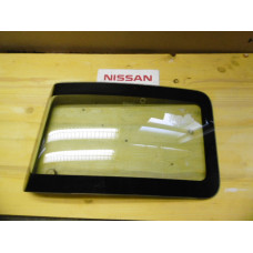 Original Nissan Pickup D21 Seitenscheibe hinten links 83343-12G01 83343-1S800