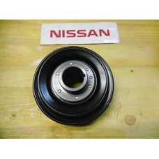 Original Nissan Terrano WD21 Pickup D21 Pickup 720 Riemenscheibe Kurbelwelle 12303-07W00