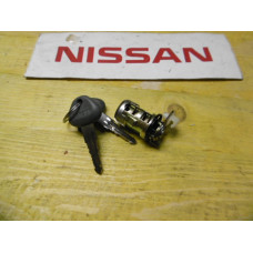 Original Nissan 300ZX Z31 Schließzylinder Tür links 80601-01P27 H0601-01P00