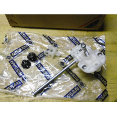 Original Nissan Sunny B12 Einstellschraube Frontscheinwerfer links B6085-69A05