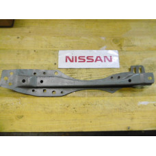 Original Nissan Sunny B11 Halter 62550-04A00