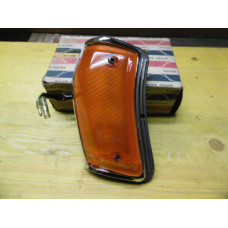 Original Nissan Datsun 610 Blinker links 26165-U5900