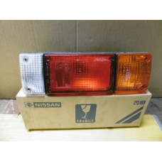 Original Nissan Cabstar F22 Cabstar F23 Rücklicht rechts 26550-12T00